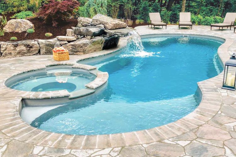 5 Benefits of Having a Swimming Pool in Your Backyard